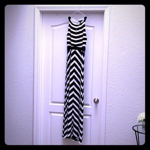 Black & White Maxi Dress!